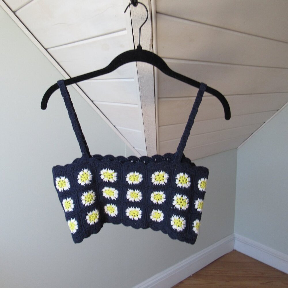 BP. Daisy Crochet Tank Top XS Navy Yellow White - Picture 10 of 10